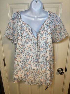 Mansy white and blue floral short sleeved spring blouse with tie front-large NWT
